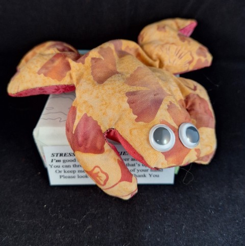 Stress Free Frog (Yellow/Gingko leaf pattern)