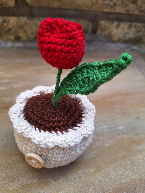 Crochet Red Tulip in pot (Easy Care)
