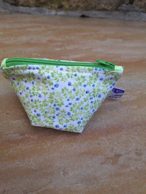 Mini handmade bags (floral with lime zip)