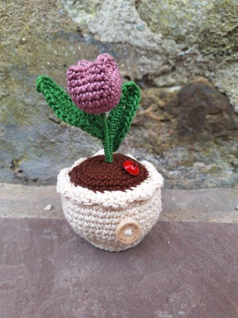 Hand Crochet Tulip (lilac) Crochet pot , two leaves and ladybird